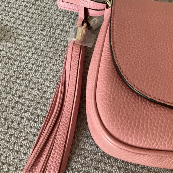 COPY - Brand new Gucci Crossbody - Picture 2 of 6